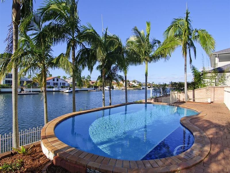 69 Limetree Parade, Runaway Bay QLD 4216