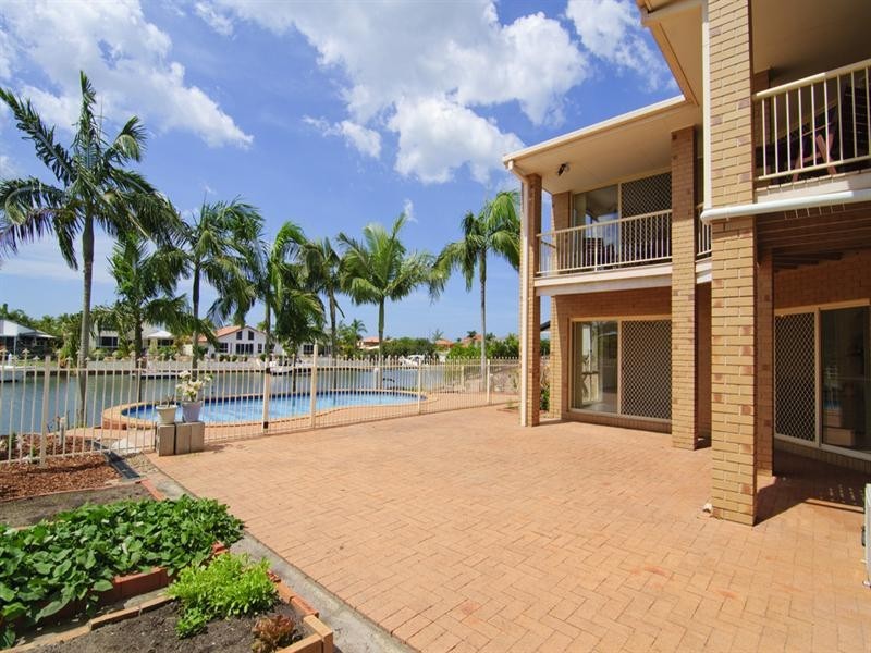69 Limetree Parade, Runaway Bay QLD 4216
