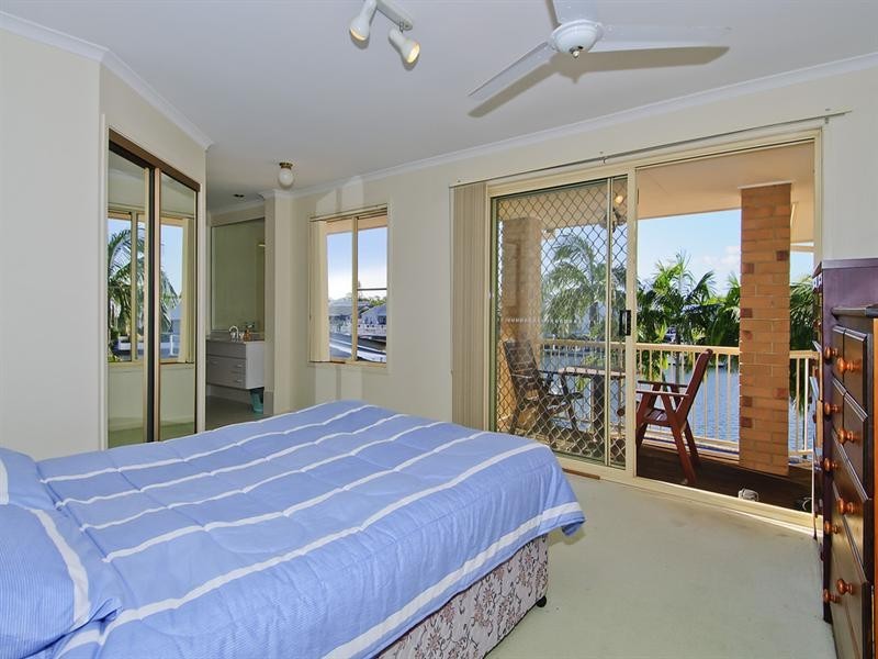 69 Limetree Parade, Runaway Bay QLD 4216