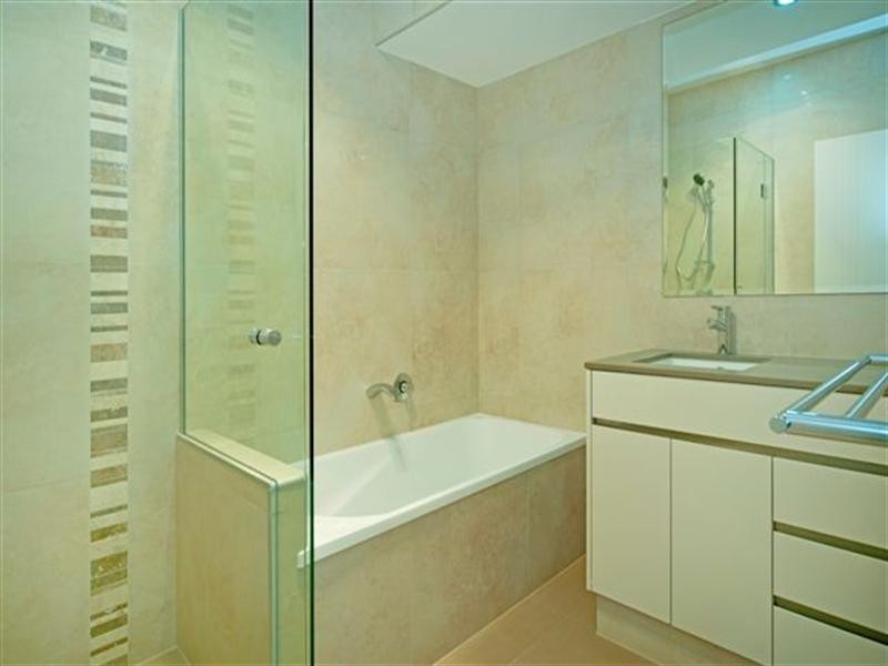 Runaway Bay QLD 4216