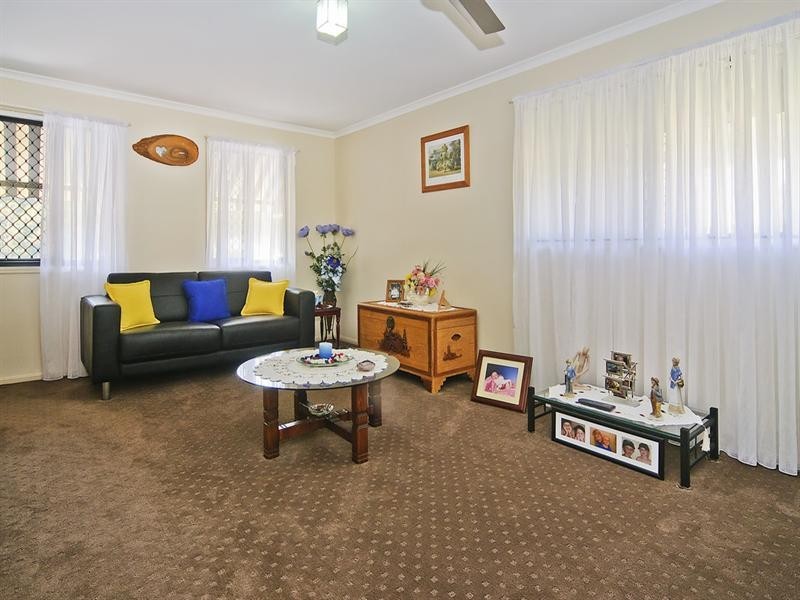 89 Roberts Drive, Maudsland QLD 4210