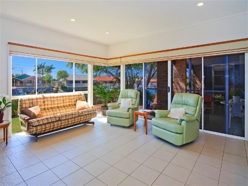 53 Columbus Drive, Hollywell QLD 4216