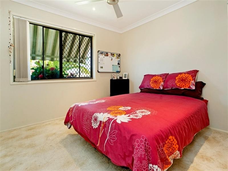 9 Nautilus Place, Biggera Waters QLD 4216