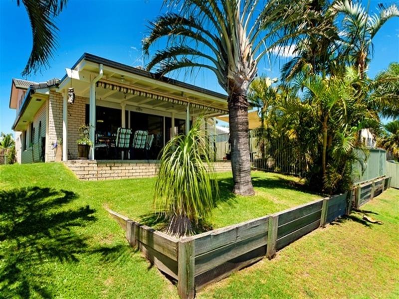 9 Nautilus Place, Biggera Waters QLD 4216