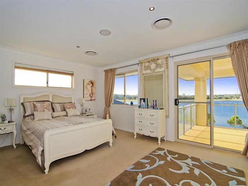 34 Rushcutter Avenue, Oxenford QLD 4210