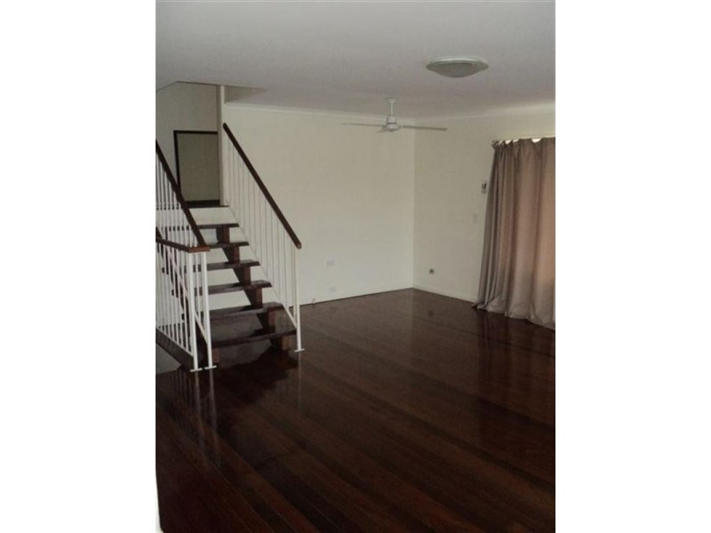 Chevron Island QLD 4217