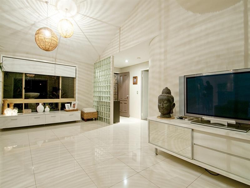 82 Lae Drive, Runaway Bay QLD 4216