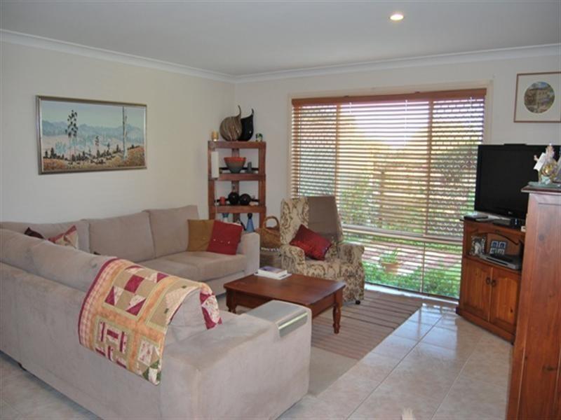 2/475 Pine Ridge Road, Runaway Bay QLD 4216