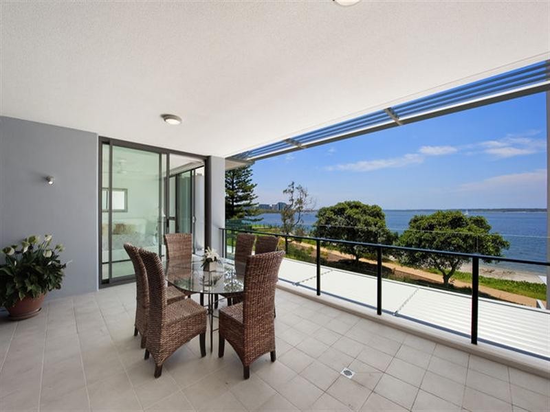 7206/323 Bayview Street, Hollywell QLD 4216
