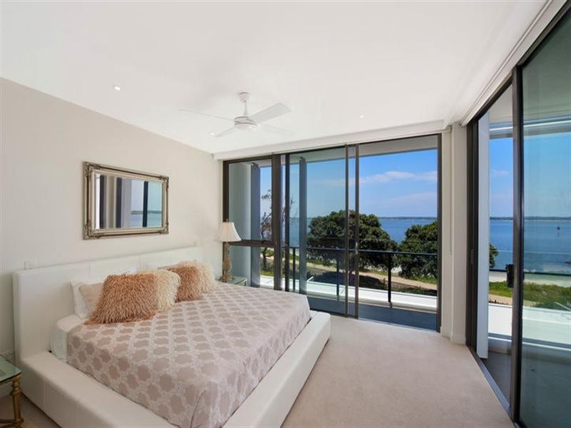 7206/323 Bayview Street, Hollywell QLD 4216
