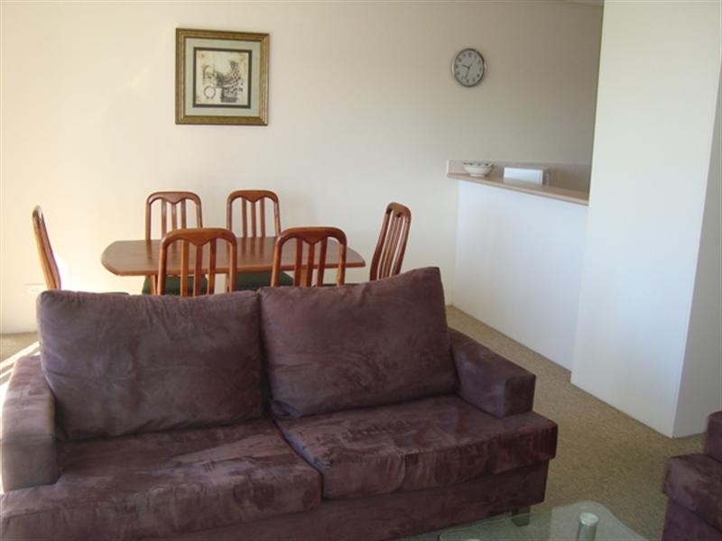 18/12 Whiting Street, Labrador QLD 4215