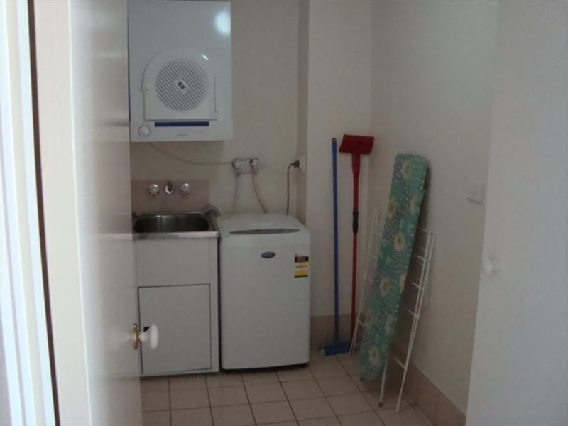 18/12 Whiting Street, Labrador QLD 4215