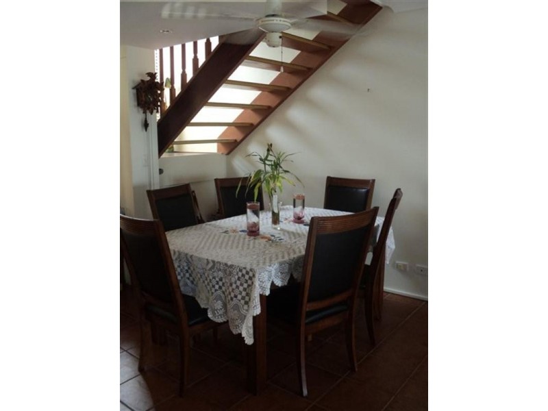 40/81 Boykambil Esplanade, Hope Island QLD 4212