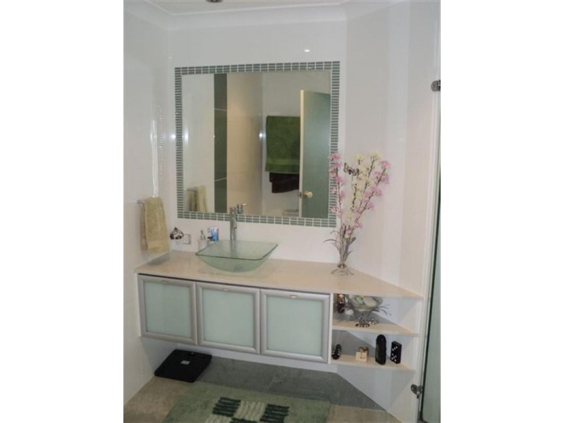 40/81 Boykambil Esplanade, Hope Island QLD 4212