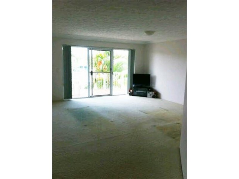 7/20 Canal Avenue, Runaway Bay QLD 4216