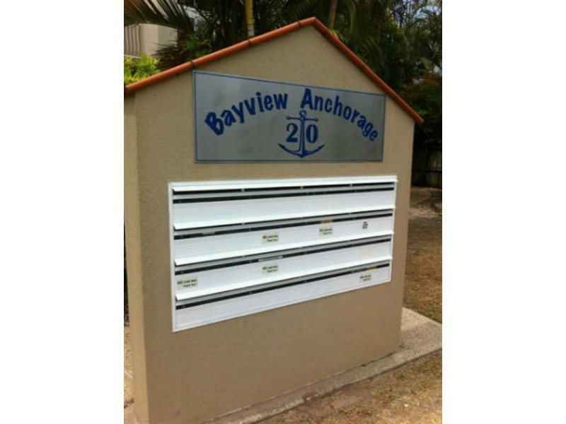 7/20 Canal Avenue, Runaway Bay QLD 4216