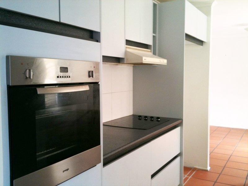 41 Allied Drive, Arundel QLD 4214