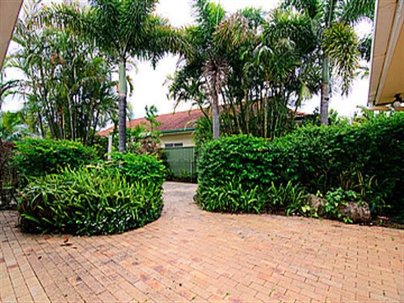 99 Limetree Parade, Runaway Bay QLD 4216