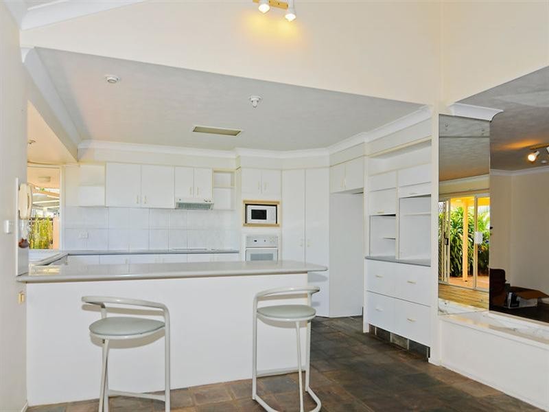 92 Lae Drive, Runaway Bay QLD 4216