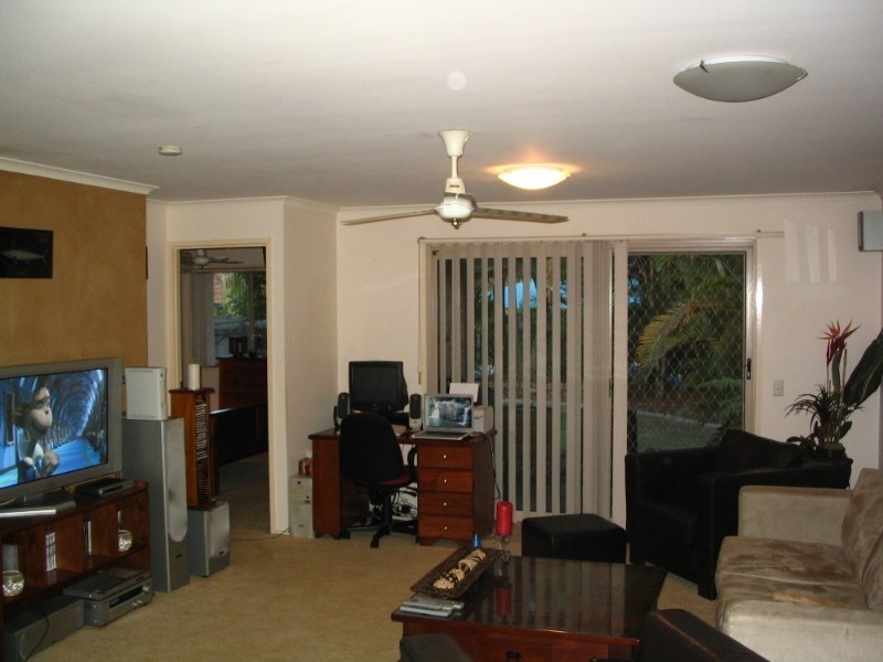 10/461 Pine Ridge Road, Runaway Bay QLD 4216