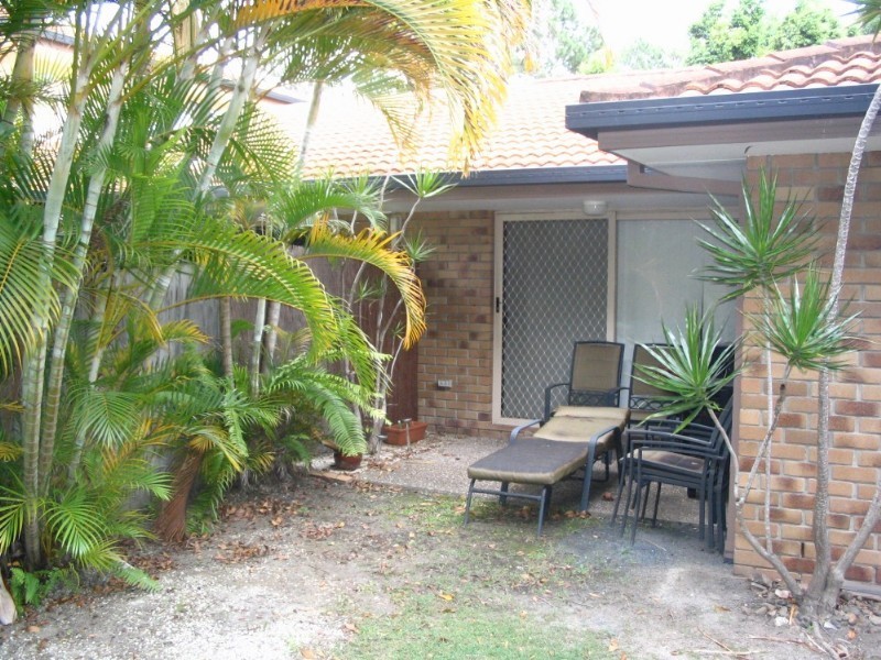 10/461 Pine Ridge Road, Runaway Bay QLD 4216