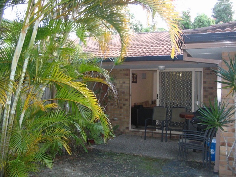 10/461 Pine Ridge Road, Runaway Bay QLD 4216