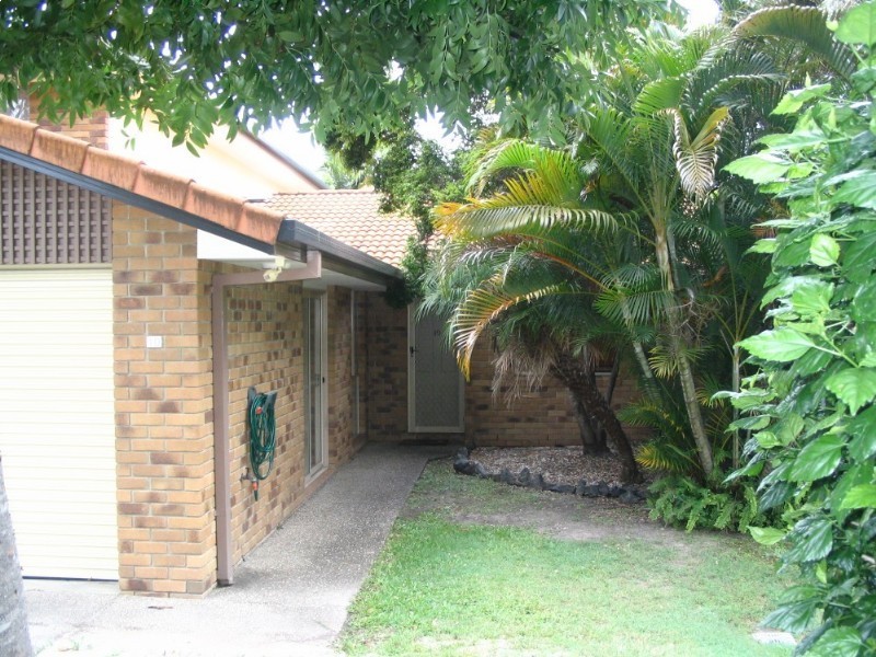 10/461 Pine Ridge Road, Runaway Bay QLD 4216