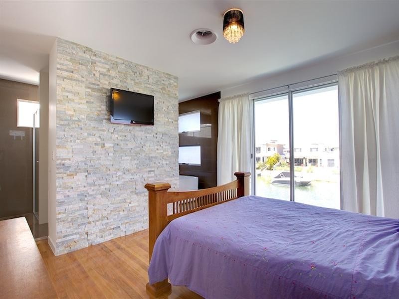 Biggera Waters QLD 4216