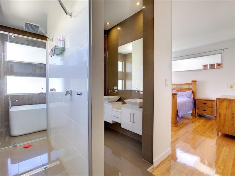 Biggera Waters QLD 4216