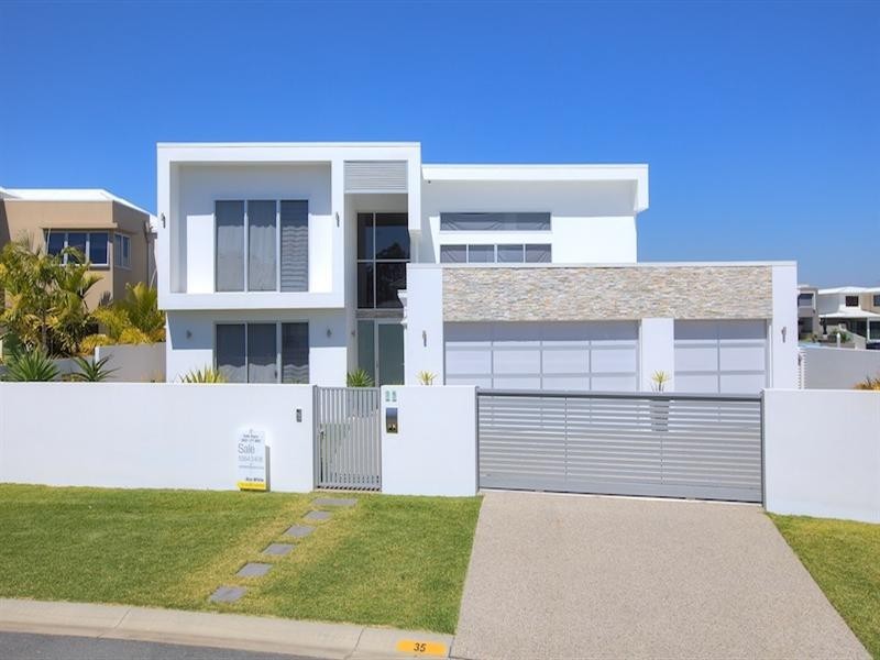 Biggera Waters QLD 4216