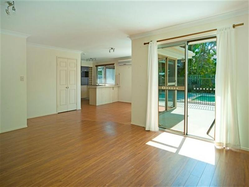 Hope Island QLD 4212