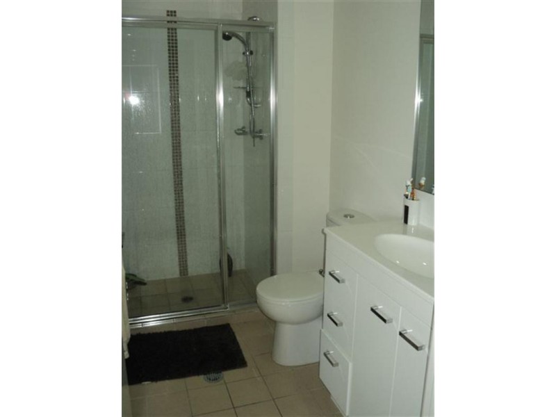 7/21 Middle Street, Labrador QLD 4215