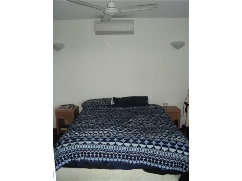 7/21 Middle Street, Labrador QLD 4215