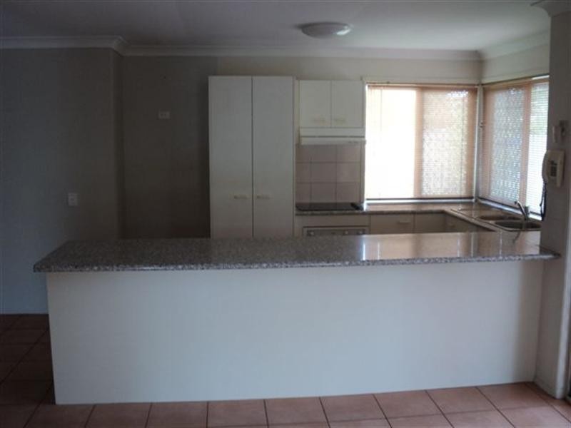 5 Harrow Place, Arundel QLD 4214