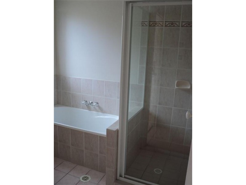 5 Harrow Place, Arundel QLD 4214