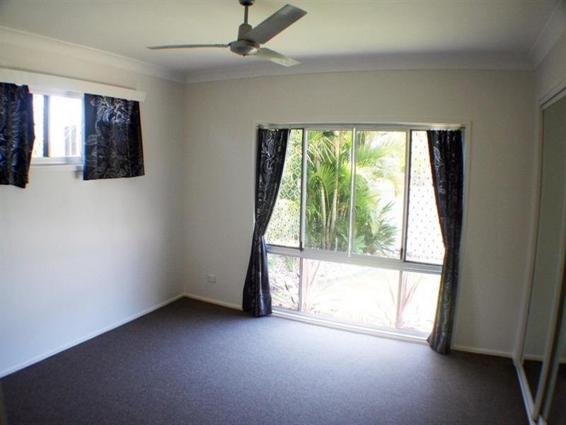 52 Jacaranda Avenue, Hollywell QLD 4216