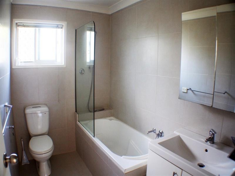 52 Jacaranda Avenue, Hollywell QLD 4216