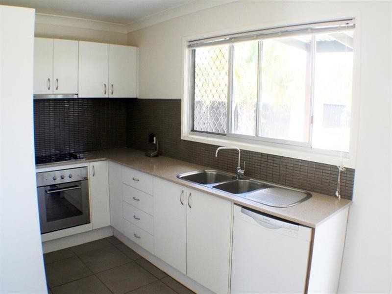 52 Jacaranda Avenue, Hollywell QLD 4216