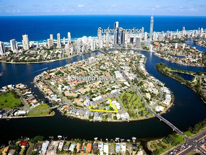 166-174.34-40 Stanhill Dr and Anembo Street, Chevron Island QLD 4217