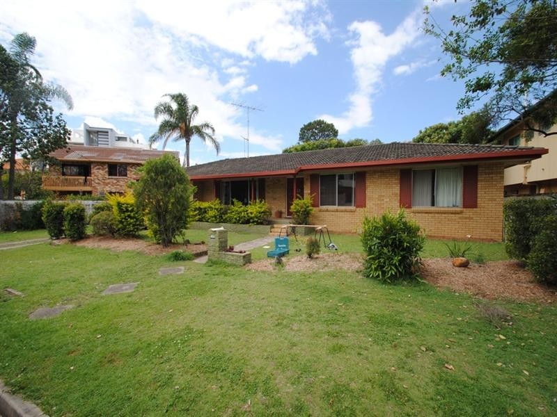 166-174.34-40 Stanhill Dr and Anembo Street, Chevron Island QLD 4217