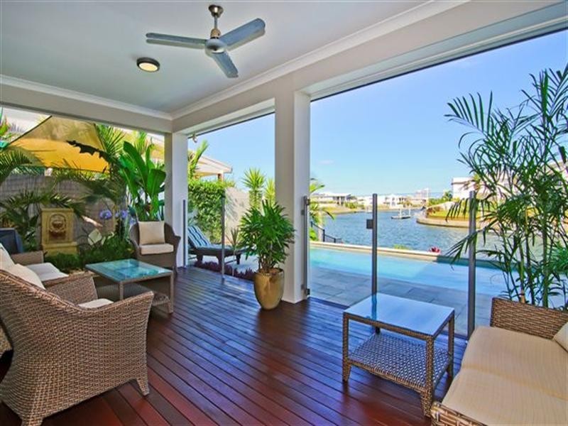 59 Compass Drive, Biggera Waters QLD 4216