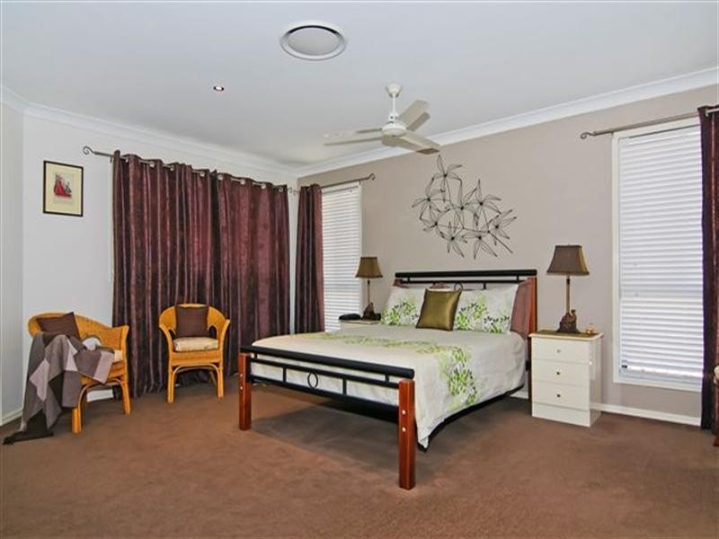 59 Compass Drive, Biggera Waters QLD 4216