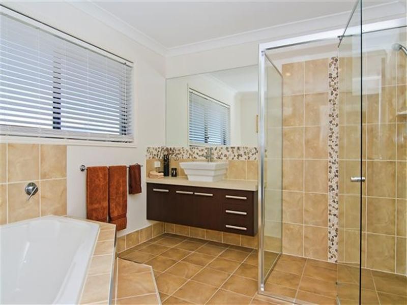 59 Compass Drive, Biggera Waters QLD 4216