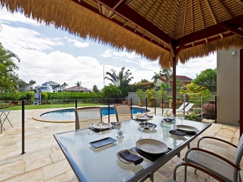 7 Kavieng Crescent, Runaway Bay QLD 4216