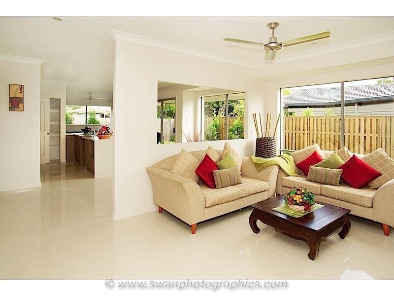 7 Augusta Court, Coombabah QLD 4216