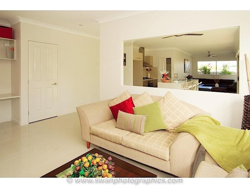 7 Augusta Court, Coombabah QLD 4216