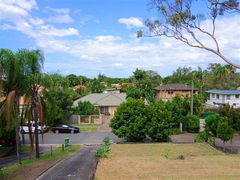 20 Thelma Street, Biggera Waters QLD 4216