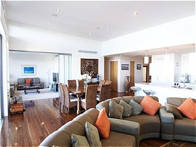 341/3 Pendraat Parade, Hope Island QLD 4212