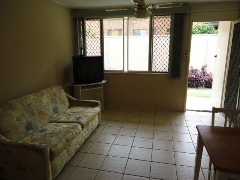 5/150 Frank Street, Labrador QLD 4215