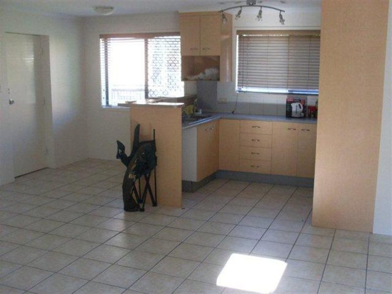 3/9 Bright Avenue, Labrador QLD 4215